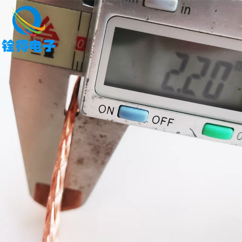 Comment la tresse de cuivre peut-elle améliorer la mise à la terre et le contrôle EMI ?